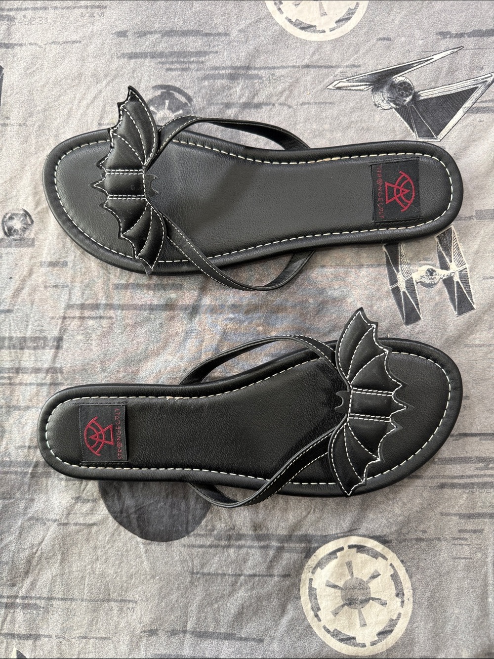 STRANGECVLT BATTY BETTY BAT SANDAL SZ 9
